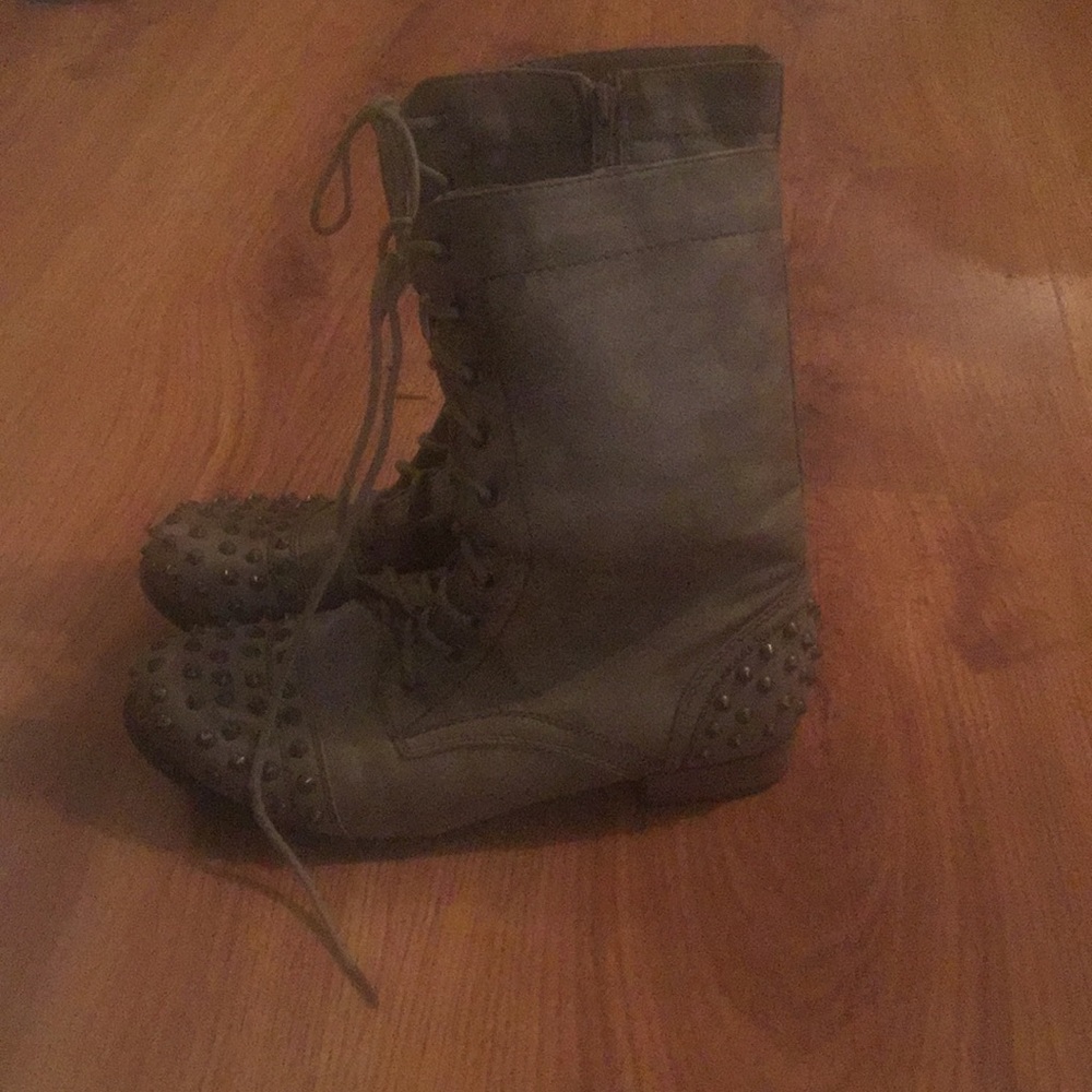 Women's boots